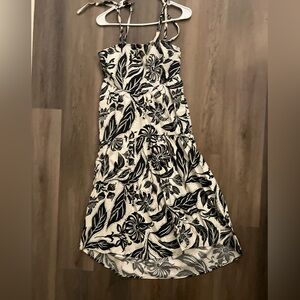 Who what wear dress. Perfect condition. Bottom is shorter in front than the back